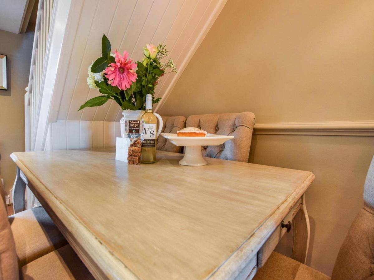 Appletree Cottage Bourton-on-the-Water Extérieur photo